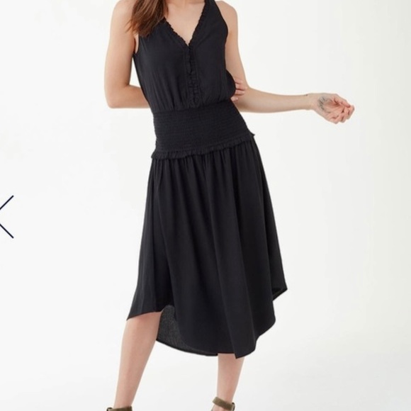 Splendid Dresses & Skirts - SPLENDID Black Ruffle V-Neck Smocked Waist Midi Sun Dress XL